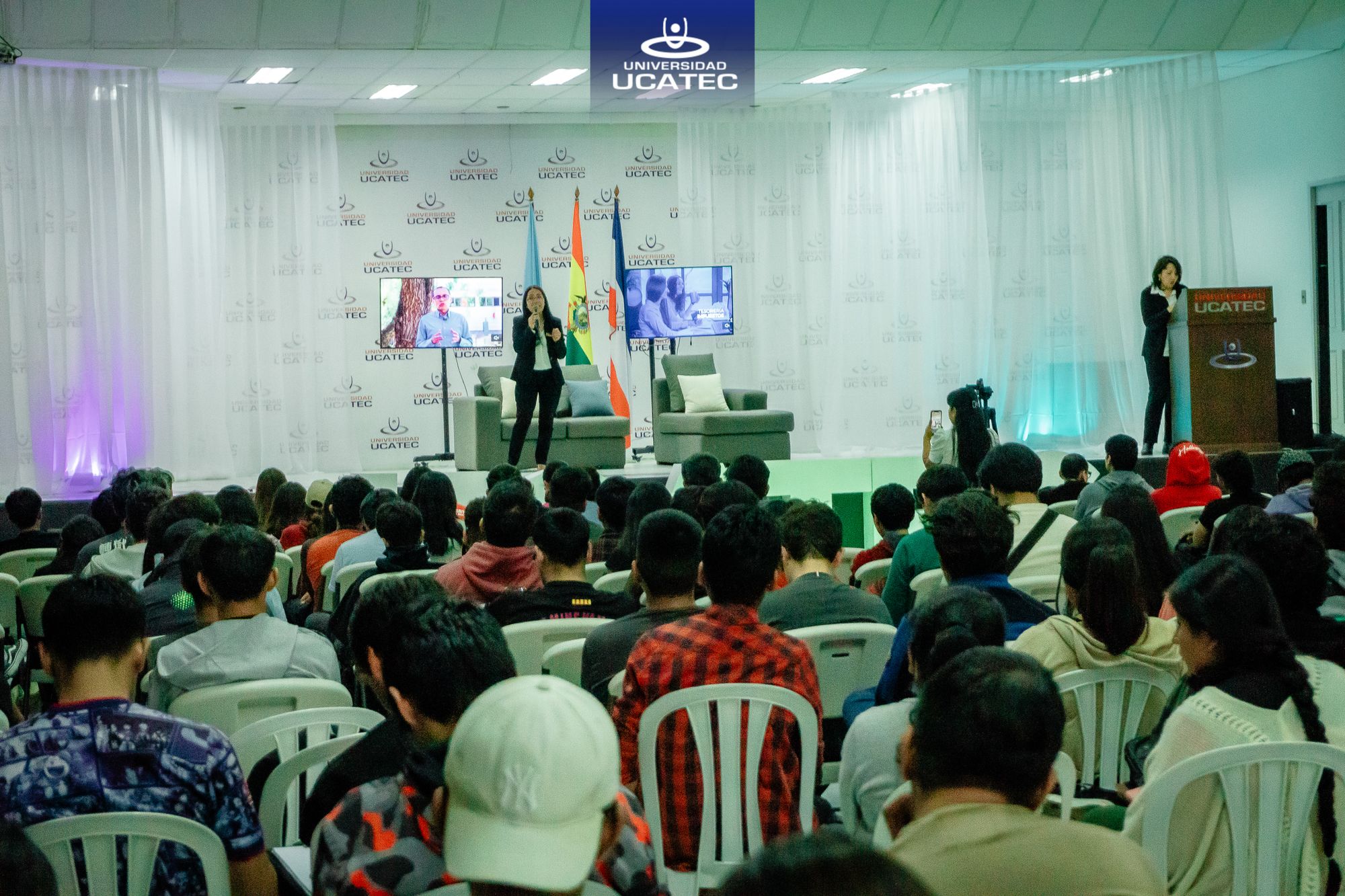 Inauguración de la Semana Global del Emprendimiento en la UCATEC