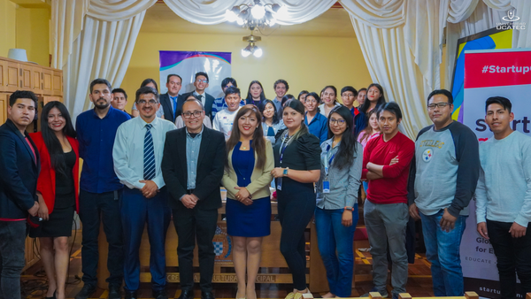 UCATEC impulsa la innovación y el emprendimiento en Cochabamba a través de los Premios Juventud Startup