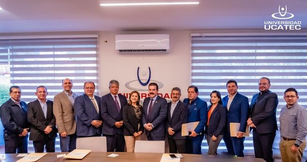 ANUP, Alcaldia y F.E.P.C. se reunen para realizar una evaluación del Proyecto Universitario en Cochabamba