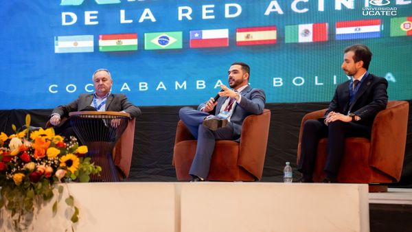 La Inteligencia Artificial en la Educación: ¿Asociación o Desafío? Un Análisis Profundo
