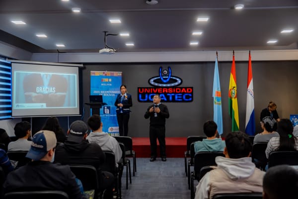 Universidad UCATEC fortalece la cultura tributaria en futuros profesionales del área económica y financiera