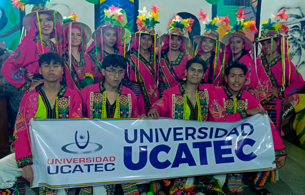 El Ballet UCATEC Logra una exitosa presentación en el Circuito Bolivia Danza y busca su pase a la fase final