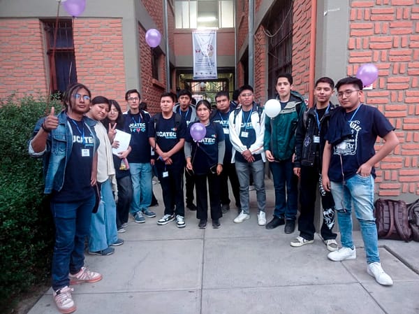 Dos equipos de la UCATEC clasifican a la fase Latinoamericana de la ICPC, la competencia de programación más prestigiosa del mundo