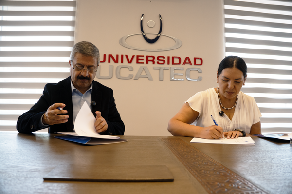UCATEC y el Colegio de Profesionales de Marketing firman alianza estratégica para potenciar la formación especializada en Bolivia