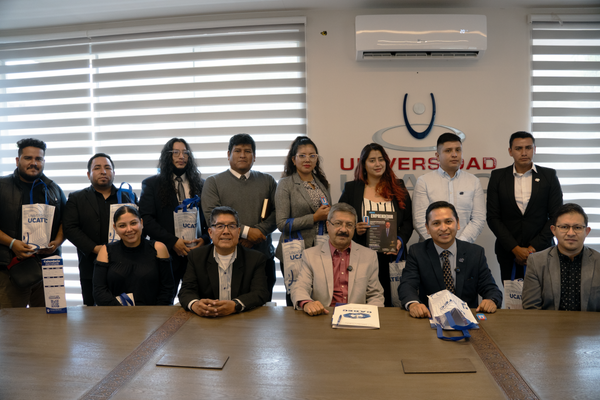 UCATEC y el CADEC firman alianza estratégica para potenciar el ecosistema profesional en Cochabamba